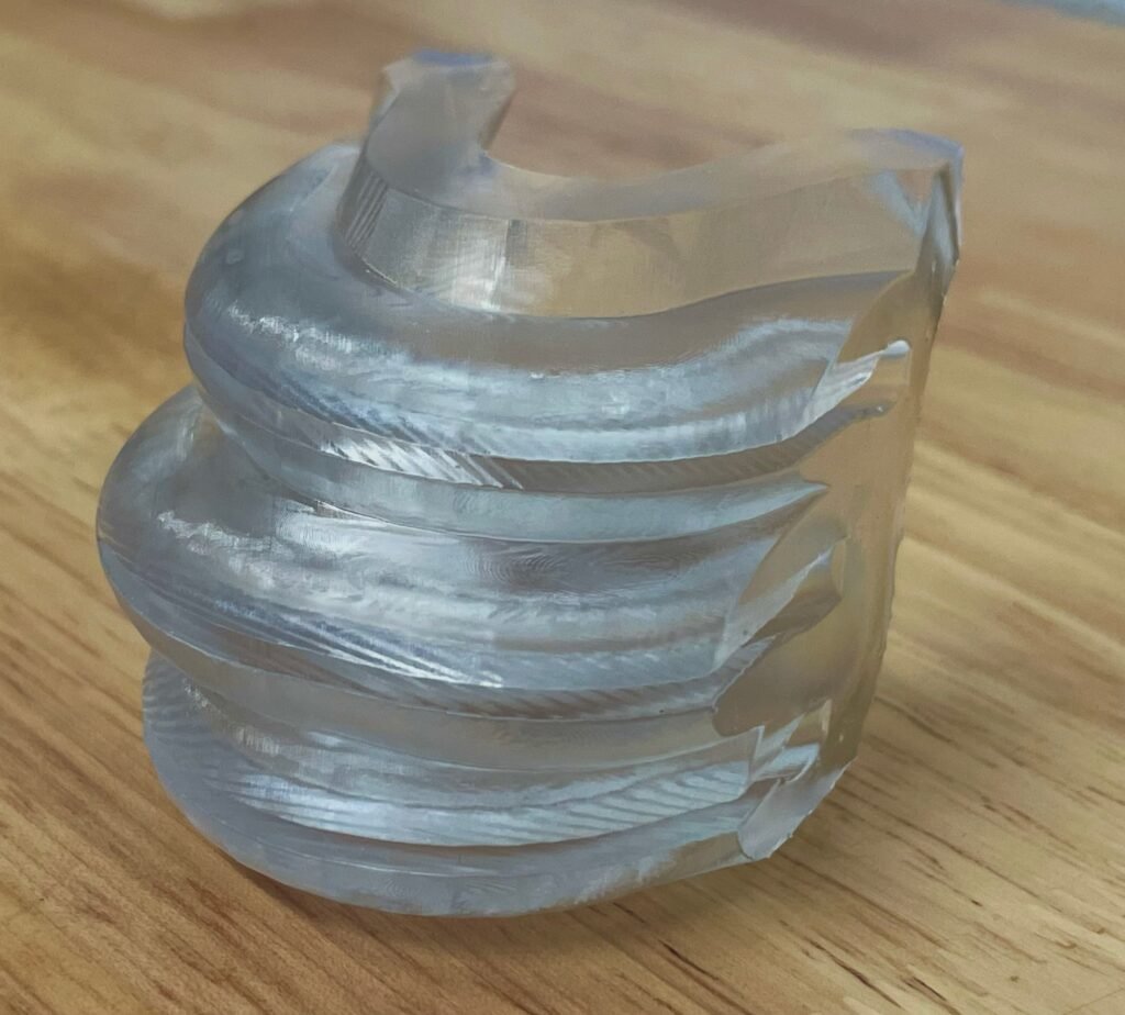 Pièce imprimée en 3D SLA en résine transparente